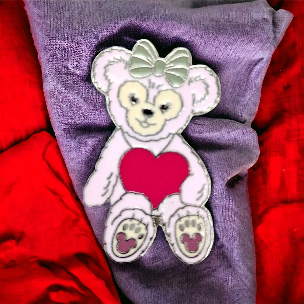 Disney Pin 122338 SDR ShellieMay Booster Set Facing Forward Heart Valentine